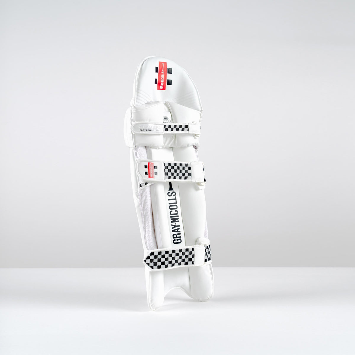 Gray-Nicolls Classic Players Edition batting pads rear detail