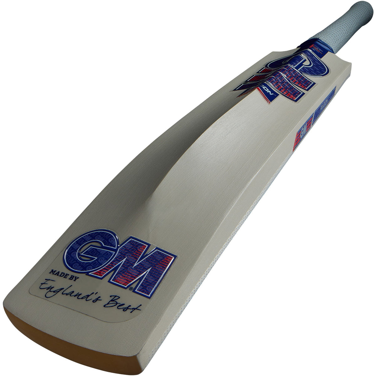 Gunn & Moore Radon bat 2026 angled view