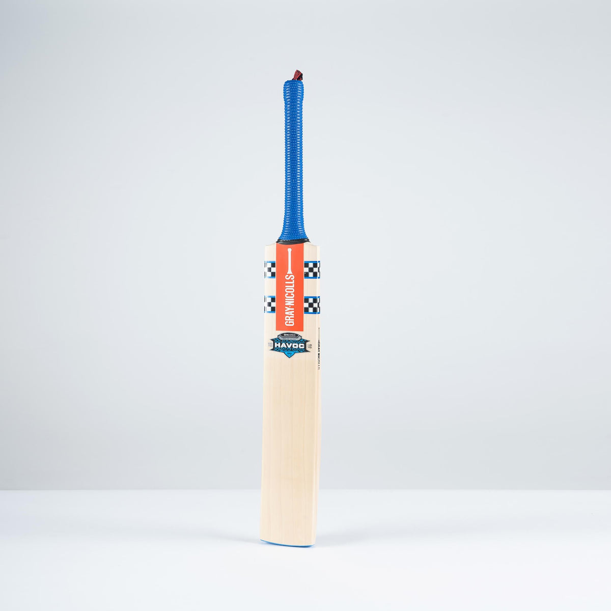 Gray-Nicolls Havoc 1.0 GN450 adult cricket bat, front left view