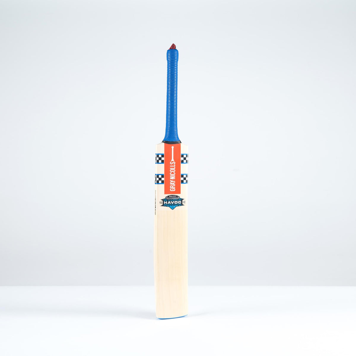 Gray-Nicolls Havoc 1.0 GN450 adult cricket bat, front right view